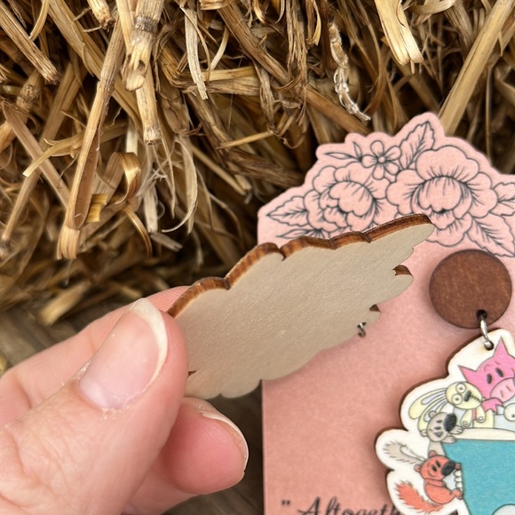 Mo Willems Book Character Earrings/ Teacher Earrings - Picture 9 of 13